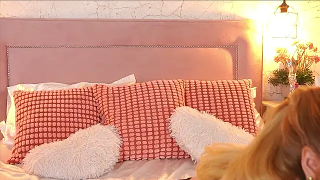 ChannelAngeless webcam