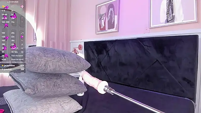 elodie_walker webcam