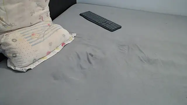 PreciousJohn87 webcam