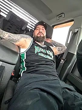 Beardedtattood webcam