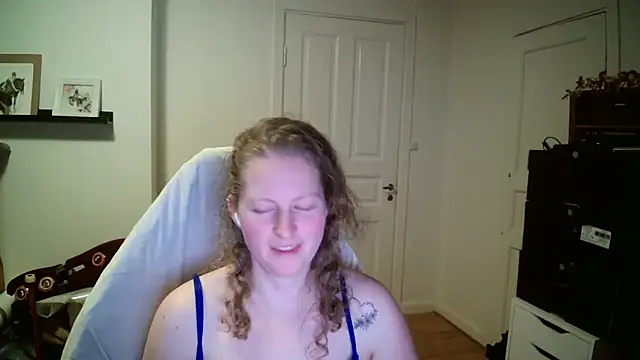 Girlnina-1995 from StripChat