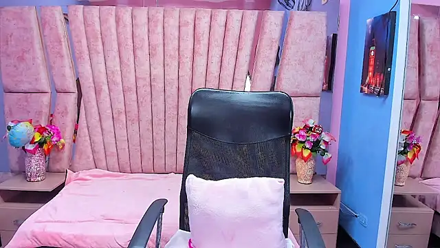 sarah_sweett_ webcam