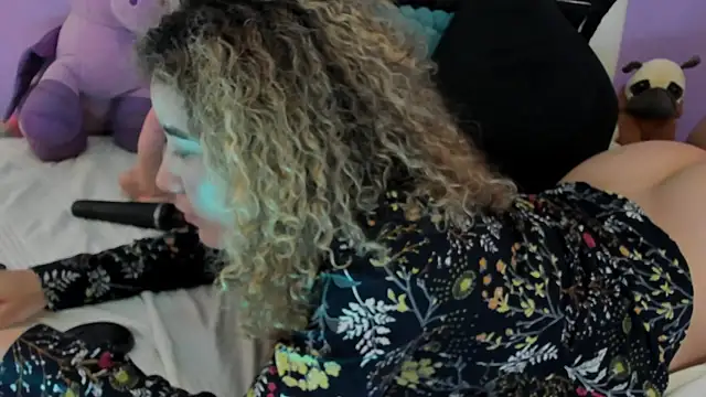 Charlotte11-11 webcam