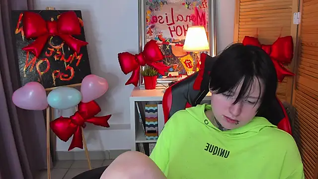 BakugoKatsuki webcam