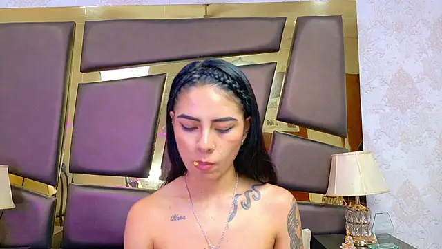 NicoleEsposito webcam