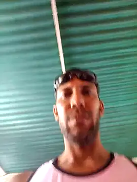 UnreadyChutzpa webcam