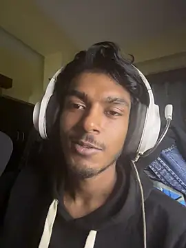 ravenkisses (M twink) - CumBed + showershow