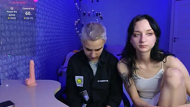 Escaped_Brides webcam