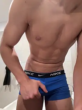 zac_ita (M twink) - Sborrata