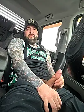 Beardedtattood webcam