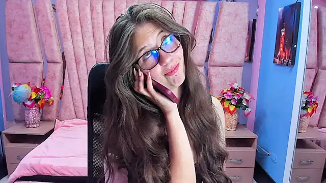 sarah_sweett_ webcam