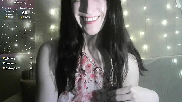 MarieODahliaS webcam