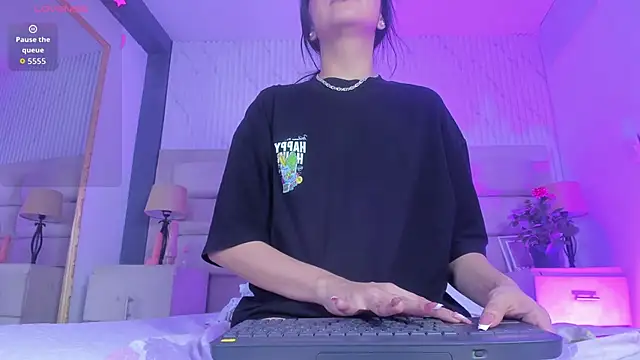 KarelyMitchel webcam