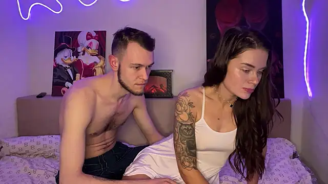 Petal_Couple webcam