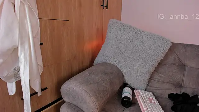 annie_barozzi webcam