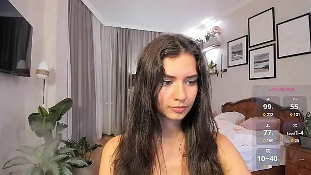 NicoleLuv webcam