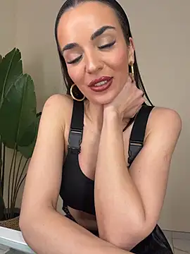 bad_giorgia - Bad_Giorgia's free webcam - UK Sex Cams