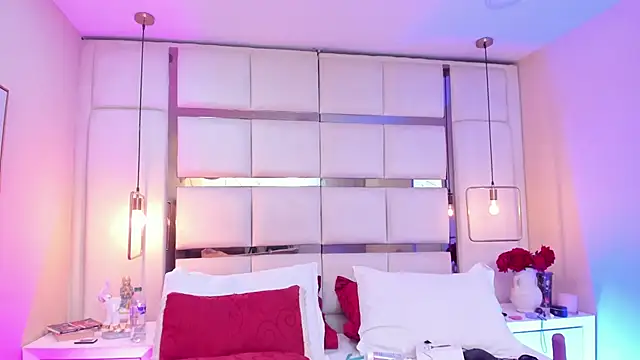 Live webcam of elizavenus