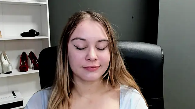 kitty_valeria webcam