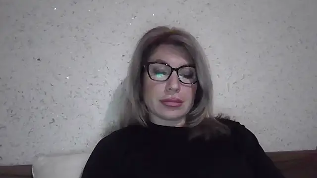 fox_red_lady7 webcam