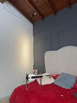 Niicolle_Miller webcam