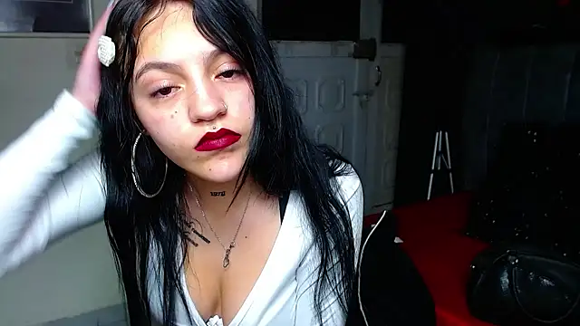 Violettasquirt webcam