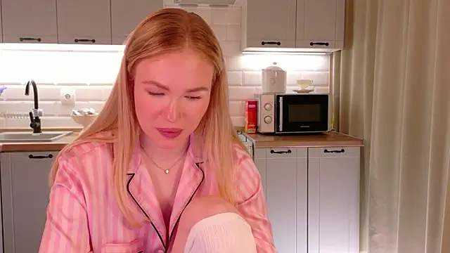 Veronika_Mitchel webcam