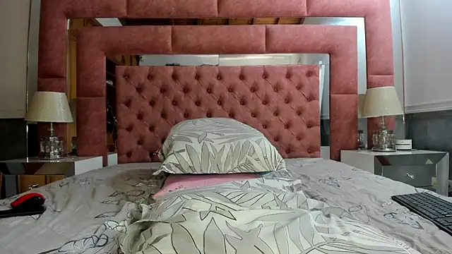 briana_wonder69xxx webcam