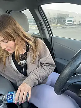 AllesandraLove webcam