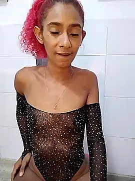 Webcam Model (isaabellaa__)  is live.Free join now!