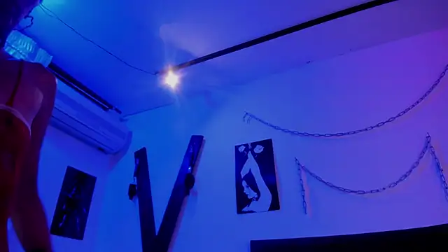 Little_Naughtty webcam