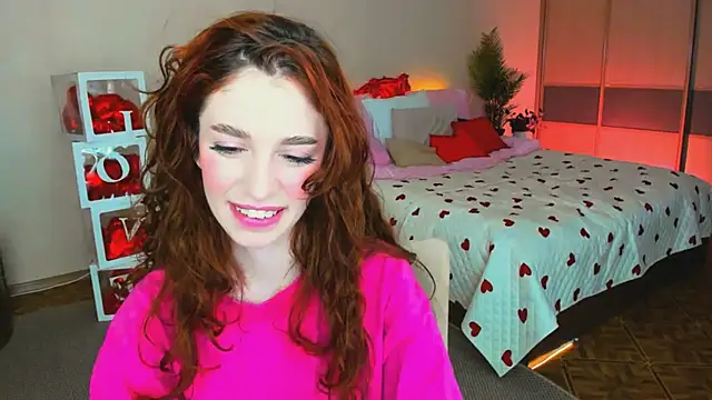 ChristinaConteeree webcam