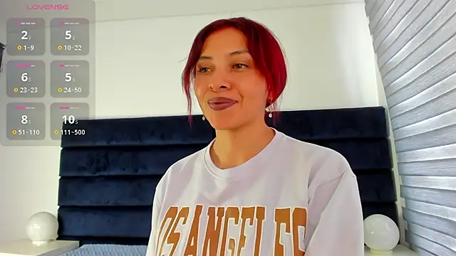 melanie_roux__ webcam