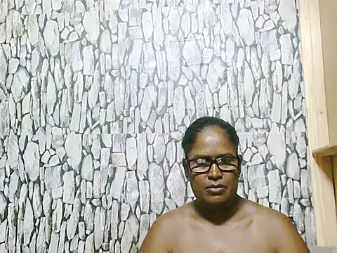 Exotic_indian95 webcam