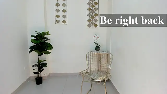 Krissi_latore webcam