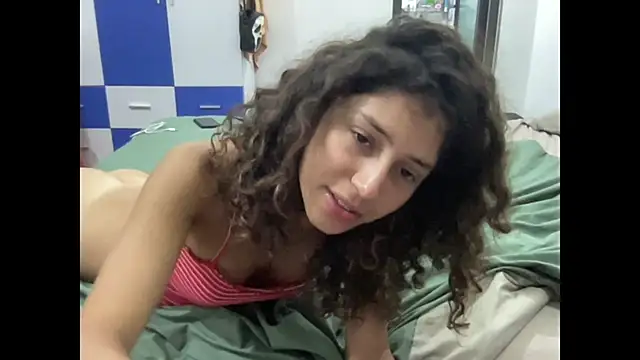 absoluthorrorfield webcam