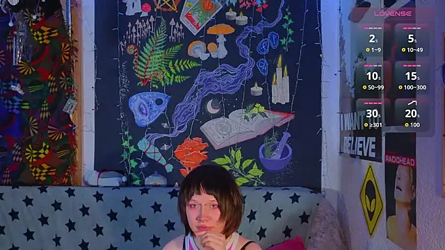 ReincarnatedAngel webcam