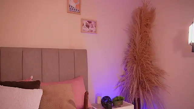 curvyliciousss webcam