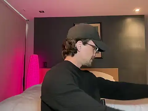 mcklister_kinky_feets webcam