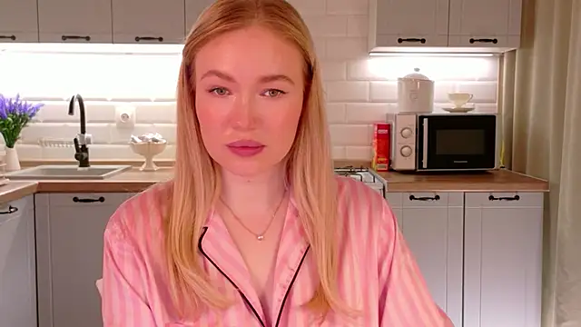 Veronika_Mitchel webcam