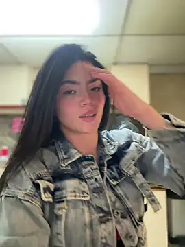 Webcam Model (PamelaJonsom_)  is live.Free join now!