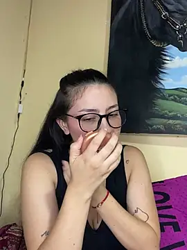 Shayla--broos webcam