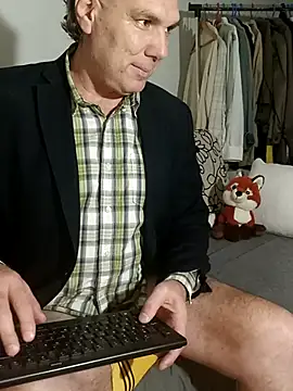 Saysomething3 webcam