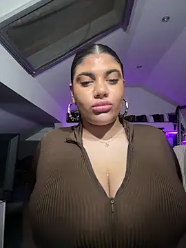 minakhalina (F teen) - Boobs Massage 30 Sec 🍒