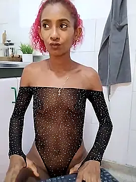 isaabellaa__ — full naked in my kitchen 