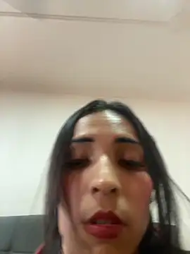 Webcam Model (Rosa_25x) is live