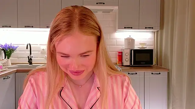 Veronika_Mitchel webcam