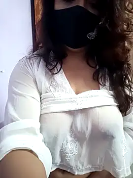 Angel_priy101 webcam