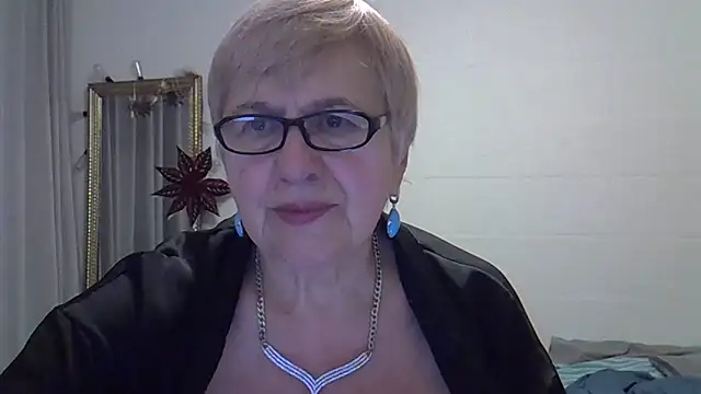 SweetCherry27 webcam