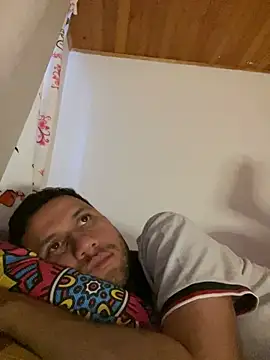 Michaell_Spinelly webcam